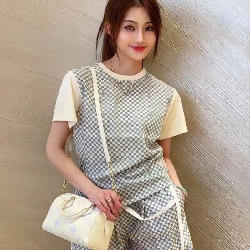 Louis Vuitton Louis Vuitton Color Block Cotton T-Shirt for Women 0089 Size M / US 6-8 / IT 42-44 - 9 Thumbnail