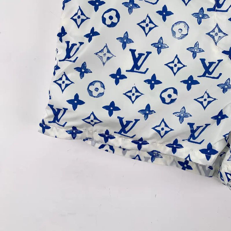 Louis Vuitton Louis Vuitton Colorful Nylon Women's Shorts 0089 Size 23" - 4 Thumbnail