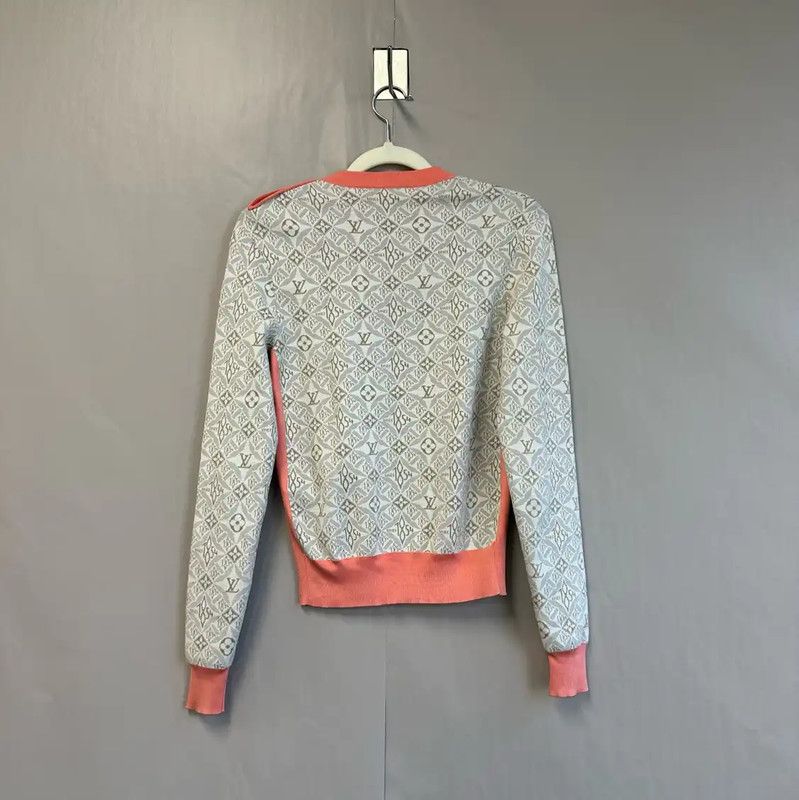 Louis Vuitton Louis Vuitton XXS Grey Wool Women's Sweater 0089 Size XXS / US 00 / IT 34 - 2 Thumbnail