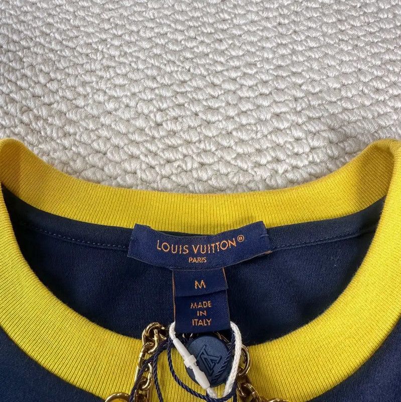 Louis Vuitton Louis Vuitton Women's Navy Cotton T-Shirt 0089 Size M / US 6-8 / IT 42-44 - 3 Thumbnail