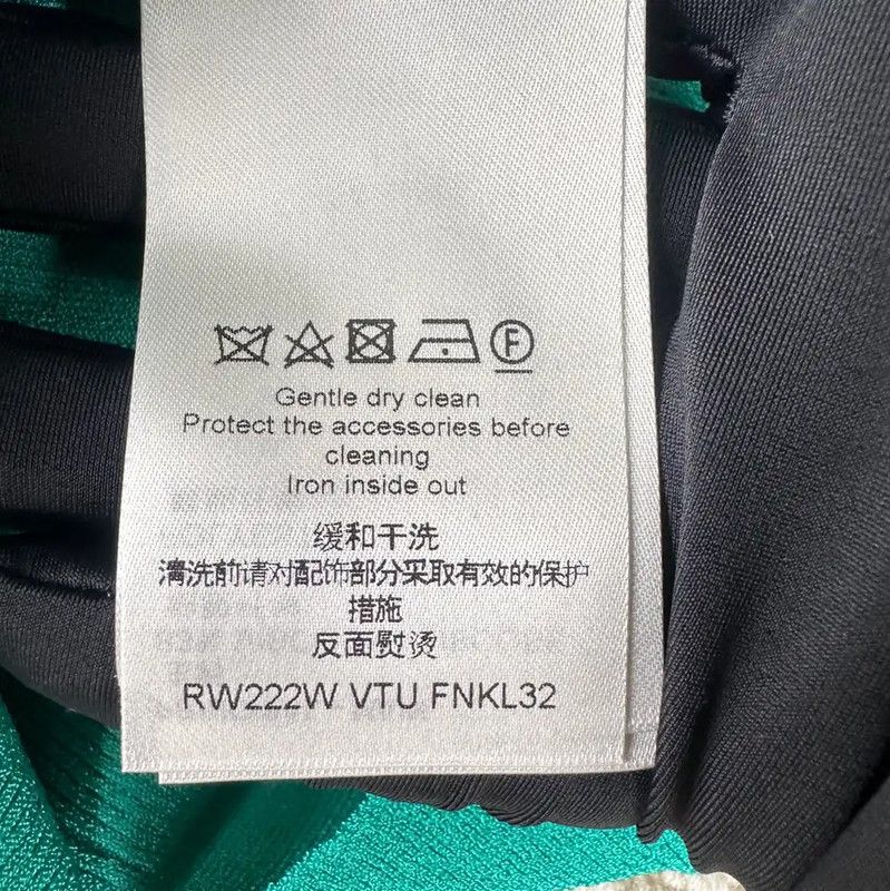 Louis Vuitton Louis Vuitton Green Cotton Women's T-Shirt 0089 Size S / US 4 / IT 40 - 6 Thumbnail