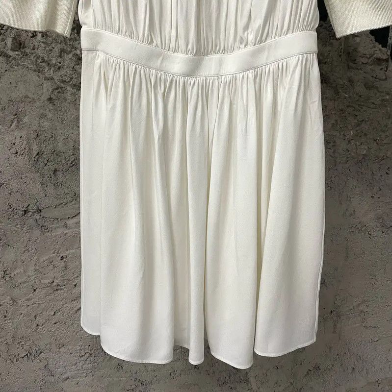 Louis Vuitton Louis Vuitton White Women's Dress with Pleats 0089 Size ONE SIZE - 4 Thumbnail