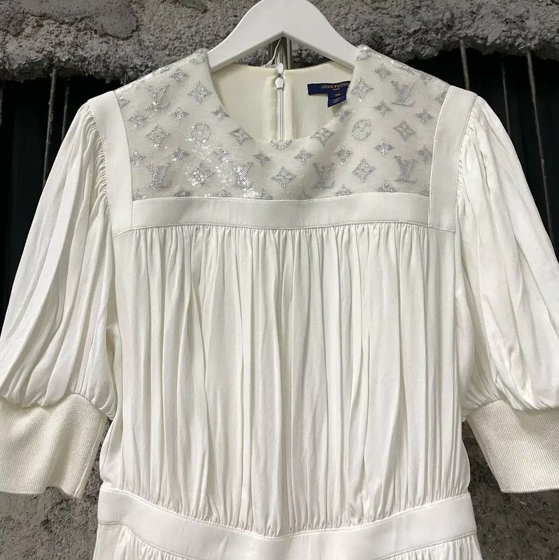 Louis Vuitton Louis Vuitton White Women's Dress with Pleats 0089 Size ONE SIZE - 3 Thumbnail