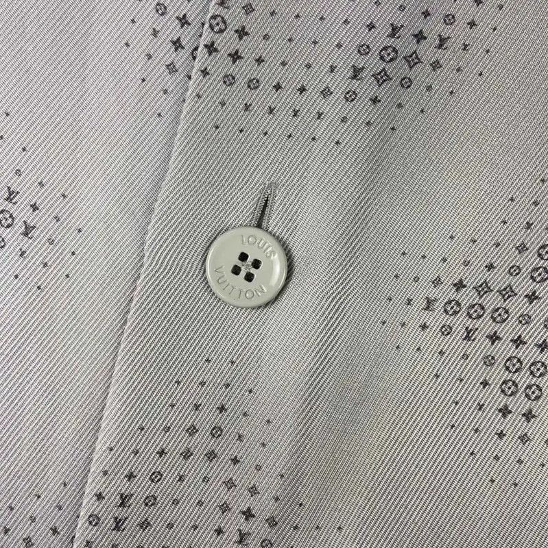 Louis Vuitton Louis Vuitton Light Gray Silk Women's Jacket 0089 Size L / US 10 / IT 46 - 3 Thumbnail