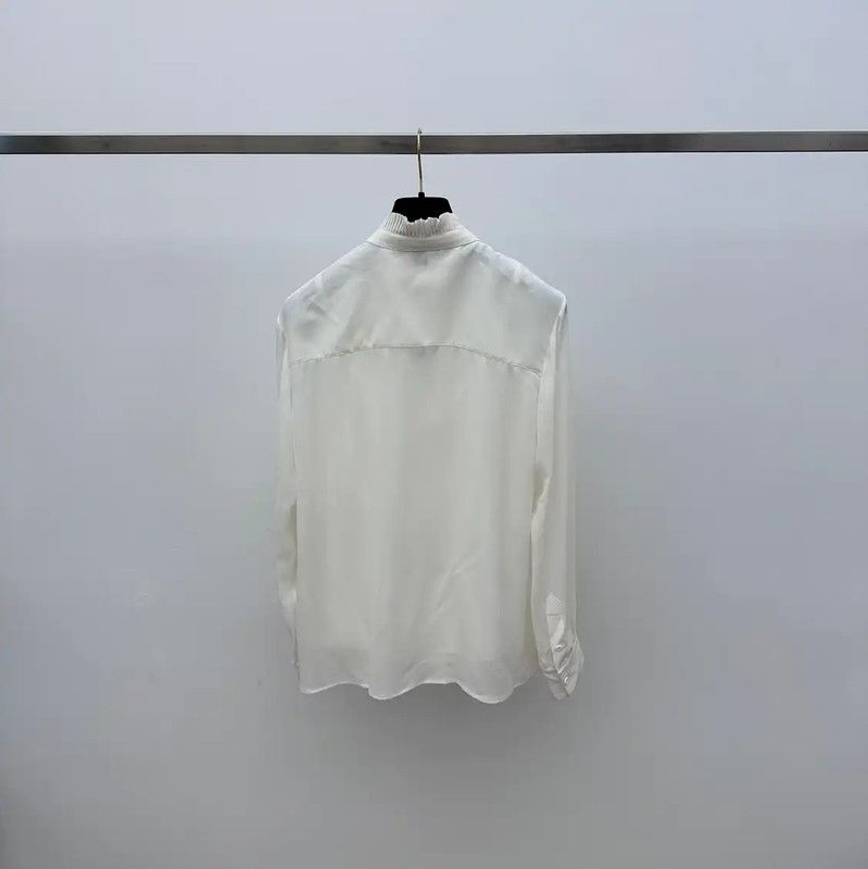 Louis Vuitton Louis Vuitton Women's Cream Silk Shirt 0089 Size M / US 6-8 / IT 42-44 - 2 Thumbnail