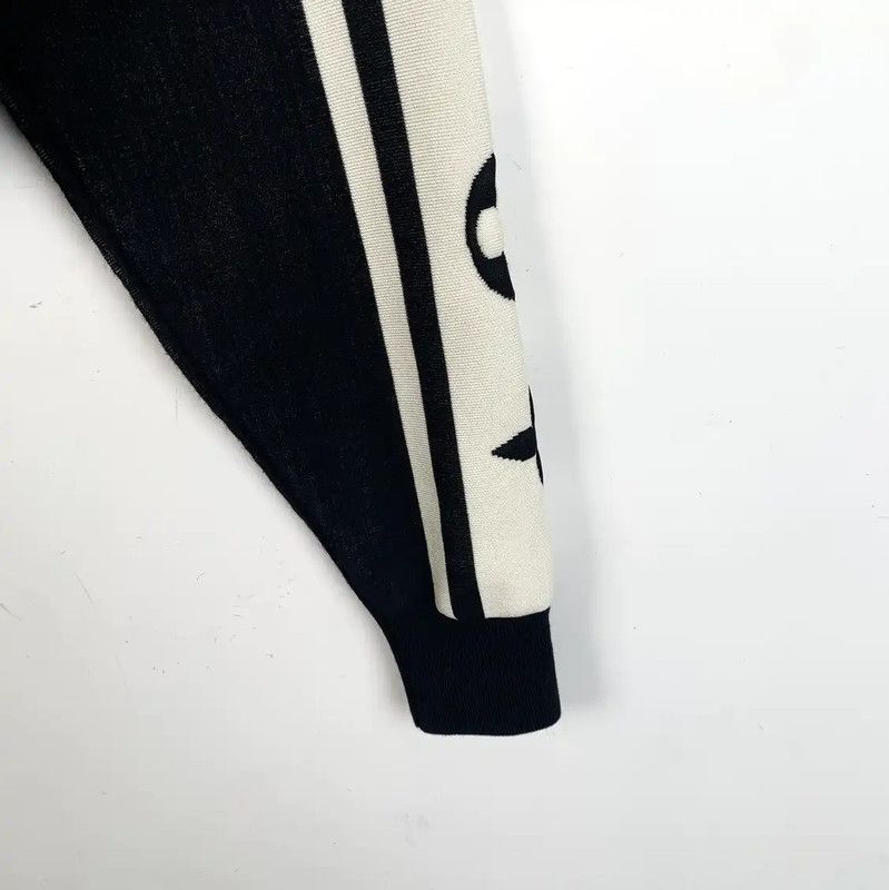 Louis Vuitton Louis Vuitton Color-Block Knit Sweater 0089 Size XS / US 0-2 / IT 36-38 - 3 Thumbnail