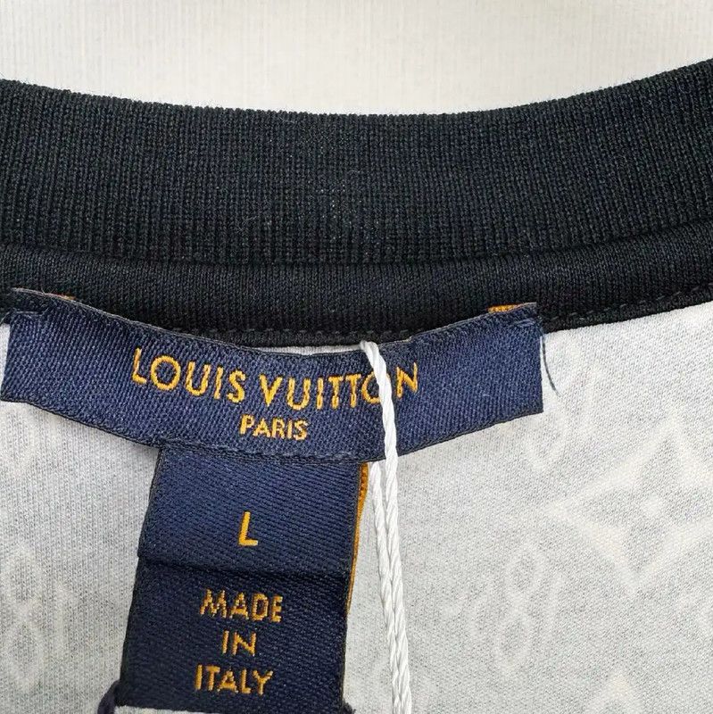 Louis Vuitton Louis Vuitton Blue Women's T-Shirt Size S 0089 Size S / US 4 / IT 40 - 7 Thumbnail