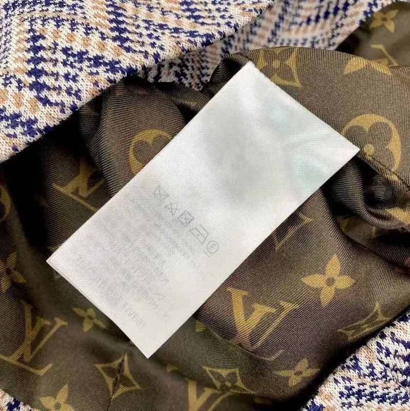 Louis Vuitton Louis Vuitton Multicolor Silk Women's Jacket 0089 Size ONE SIZE - 4 Thumbnail