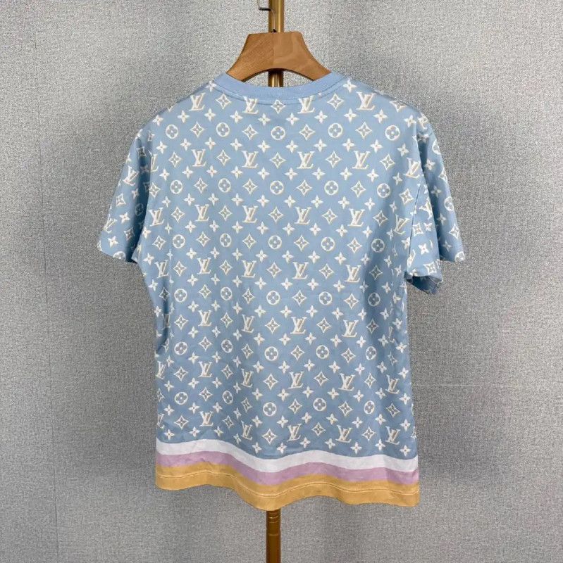 Louis Vuitton Louis Vuitton Summer Light Blue Cotton T-Shirt 0089 Size XS / US 0-2 / IT 36-38 - 2 Thumbnail