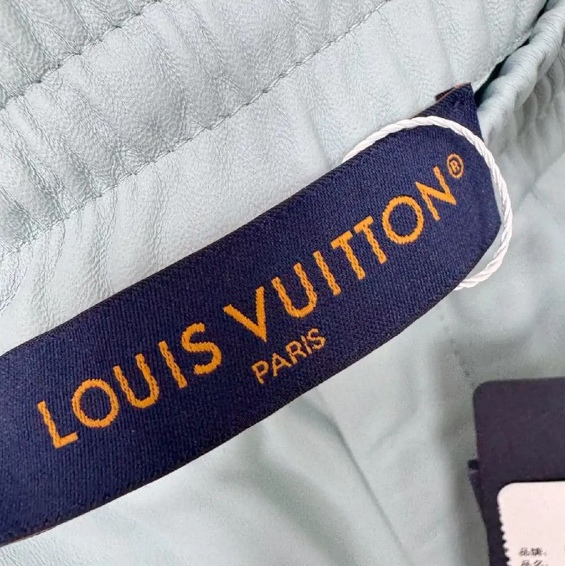 Louis Vuitton Louis Vuitton Blue Women's Shorts XS Size 0089 Size 22" - 6 Thumbnail