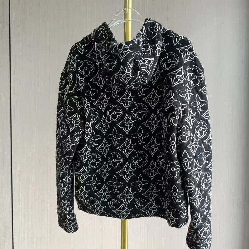 Louis Vuitton Louis Vuitton Black Cotton Hoodie for Women 0089 Size XS / US 0-2 / IT 36-38 - 2 Thumbnail