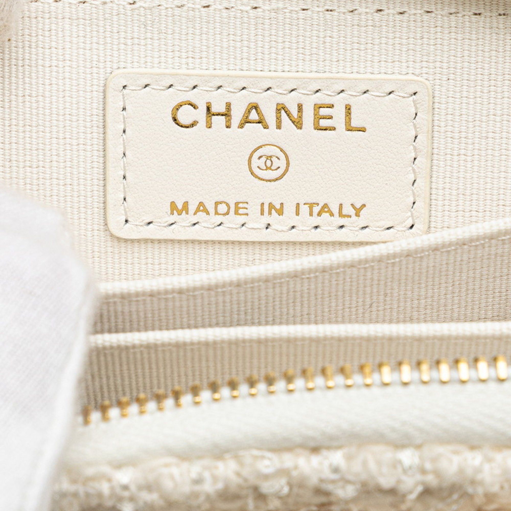 Chanel Chanel Coco Mark Ribbon Mini Chain Wallet, Wallet/Coin Case, White, Gold, Tweed, Leather, Women's, CHANEL Size ONE SIZE - 7 Thumbnail