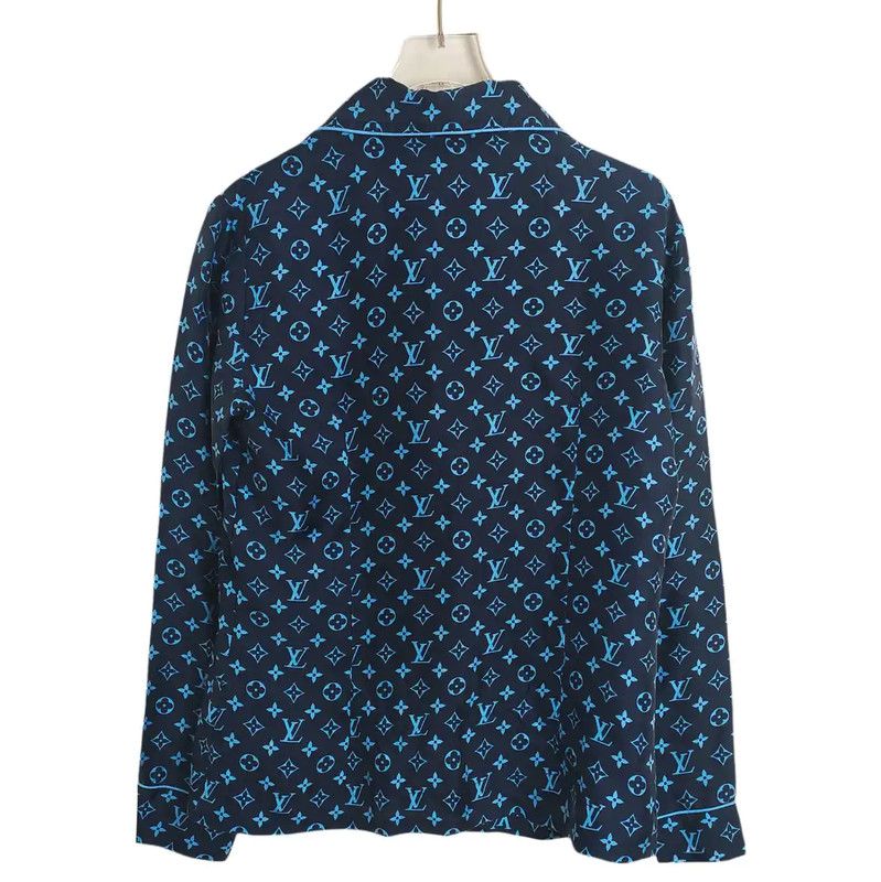Louis Vuitton Louis Vuitton Blue Silk Blend Women’s Shirt 0089 Size M / US 6-8 / IT 42-44 - 2 Thumbnail