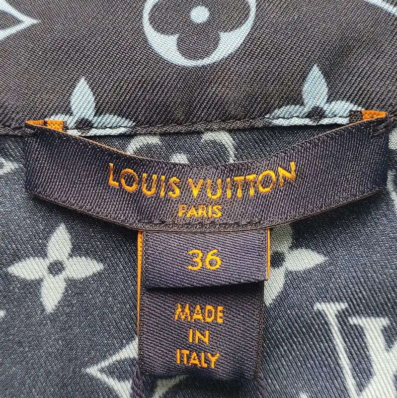 Louis Vuitton Louis Vuitton Blue Silk Blend Women’s Shirt 0089 Size M / US 6-8 / IT 42-44 - 5 Thumbnail
