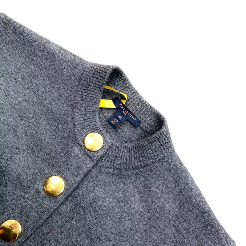 Louis Vuitton Louis Vuitton Gray Wool Cropped Cardigan 0089 Size XS / US 0-2 / IT 36-38 - 3 Thumbnail