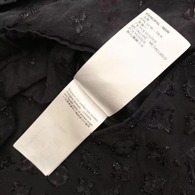 Louis Vuitton Louis Vuitton Black Silk Women's T-Shirt 0089 Size ONE SIZE - 4 Thumbnail