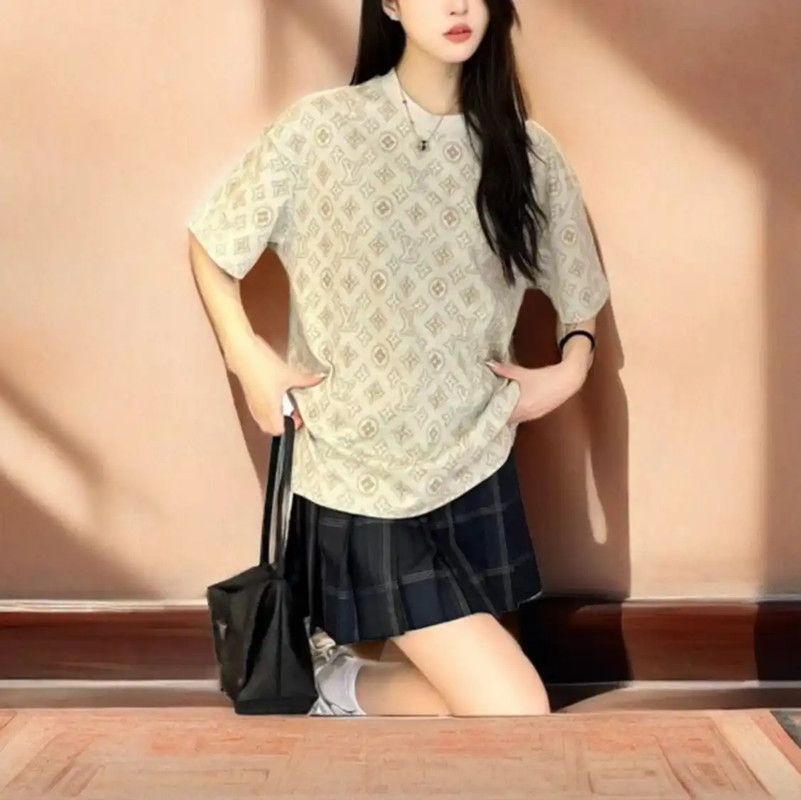 Louis Vuitton Louis Vuitton Women's White T-Shirt with Logo 0089 Size S / US 4 / IT 40 - 7 Thumbnail