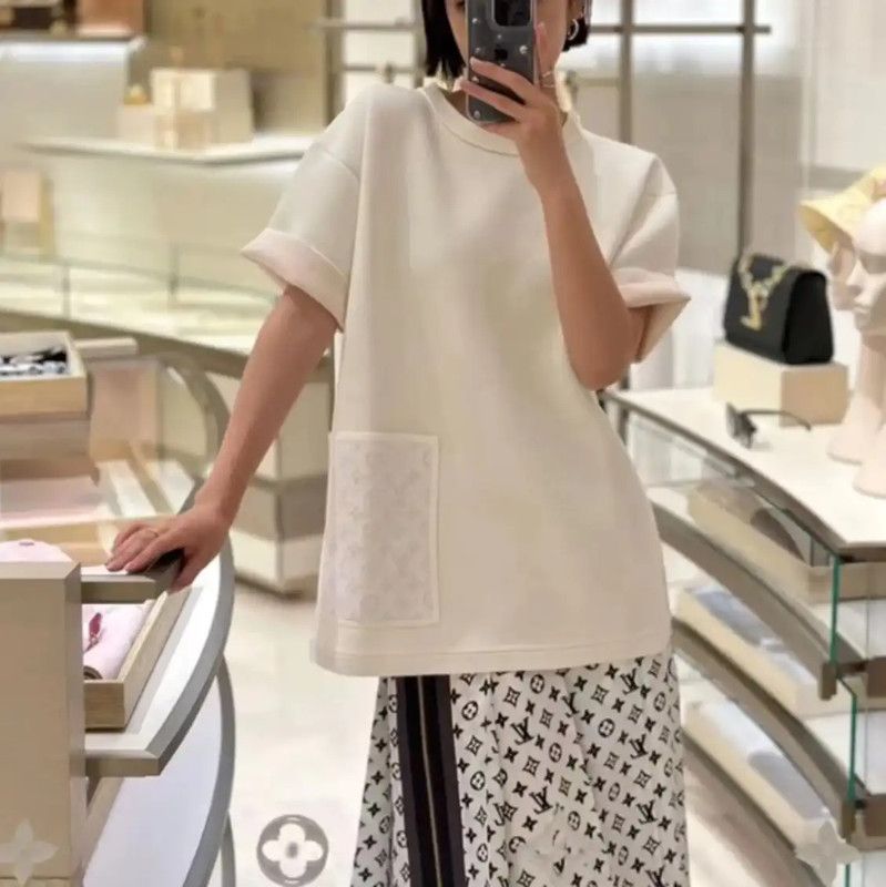Louis Vuitton Louis Vuitton Women's White T-Shirt 0089 Size M / US 6-8 / IT 42-44 - 7 Thumbnail
