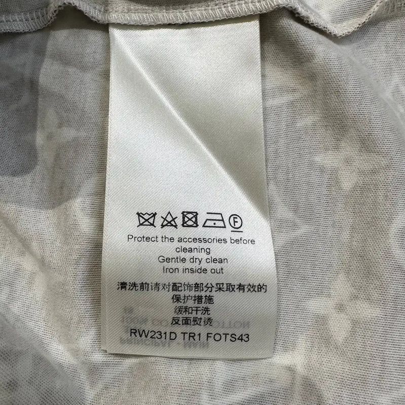 Louis Vuitton Louis Vuitton Brown Logo Short Sleeve T-Shirt 0089 Size XS / US 0-2 / IT 36-38 - 6 Thumbnail