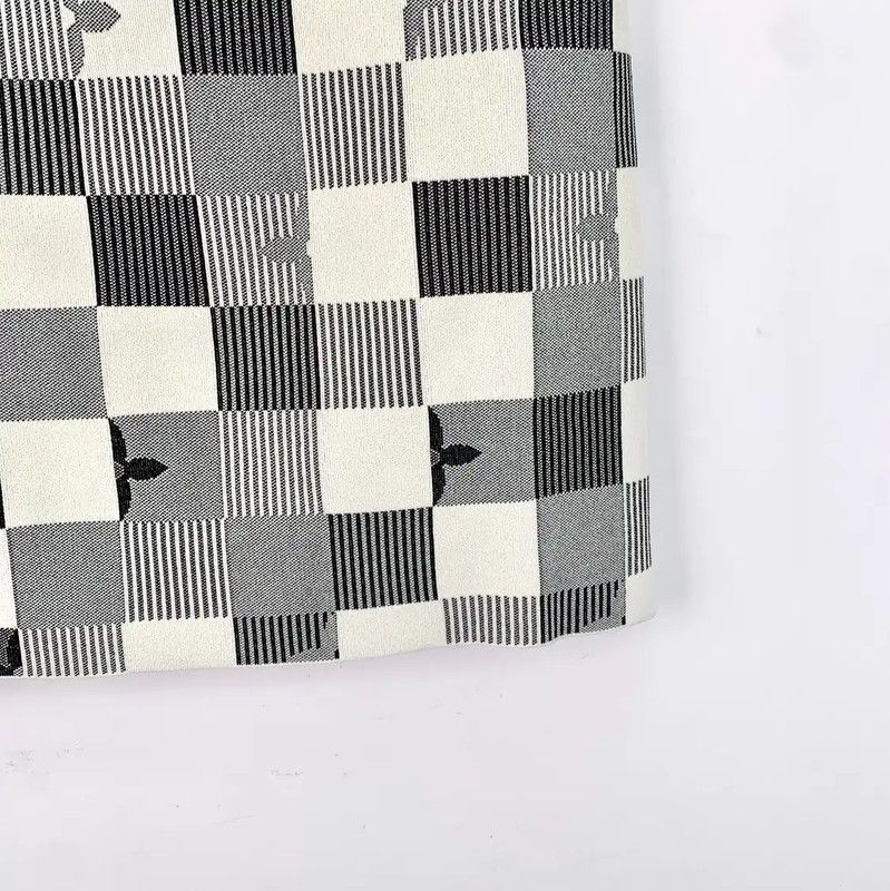 Louis Vuitton Louis Vuitton Color Blocked Skirt in XS Size 0089 Size 22" - 4 Thumbnail