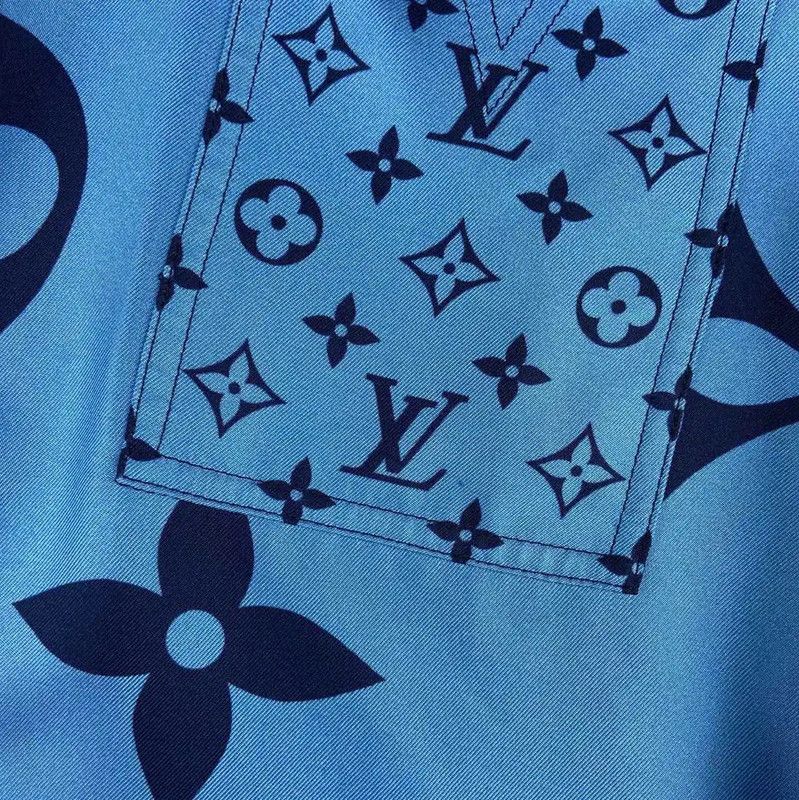 Louis Vuitton Louis Vuitton Blue Silk Women's Shirt 0089 Size S / US 4 / IT 40 - 3 Thumbnail