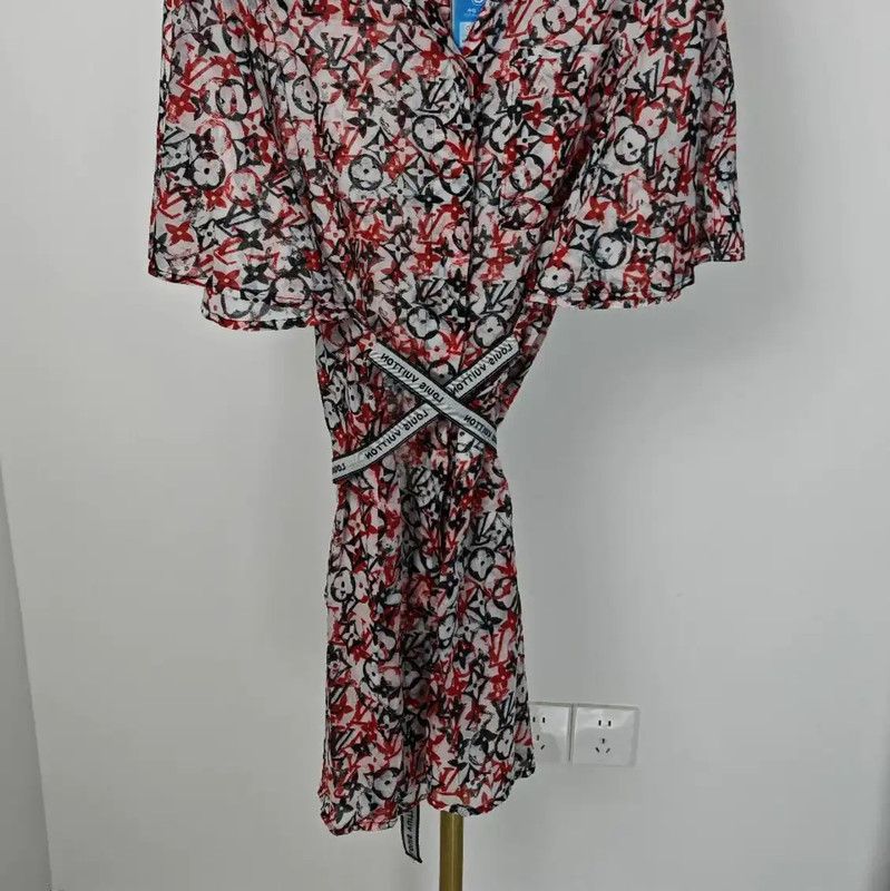 Louis Vuitton Louis Vuitton Red Summer Silk Logo Dress 0089 Size S / US 4 / IT 40 - 5 Thumbnail