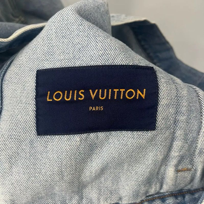 Louis Vuitton Louis Vuitton Women's M Blue Denim Jacket 0089 Size M / US 6-8 / IT 42-44 - 4 Thumbnail