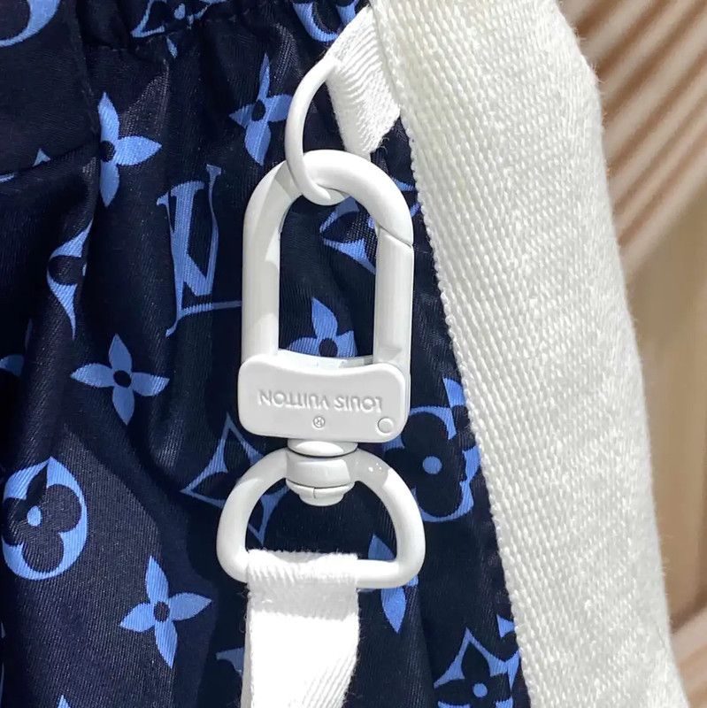 Louis Vuitton Louis Vuitton Blue Cotton Women's Shorts 0089 Size 27" / US 4 / IT 40 - 5 Thumbnail