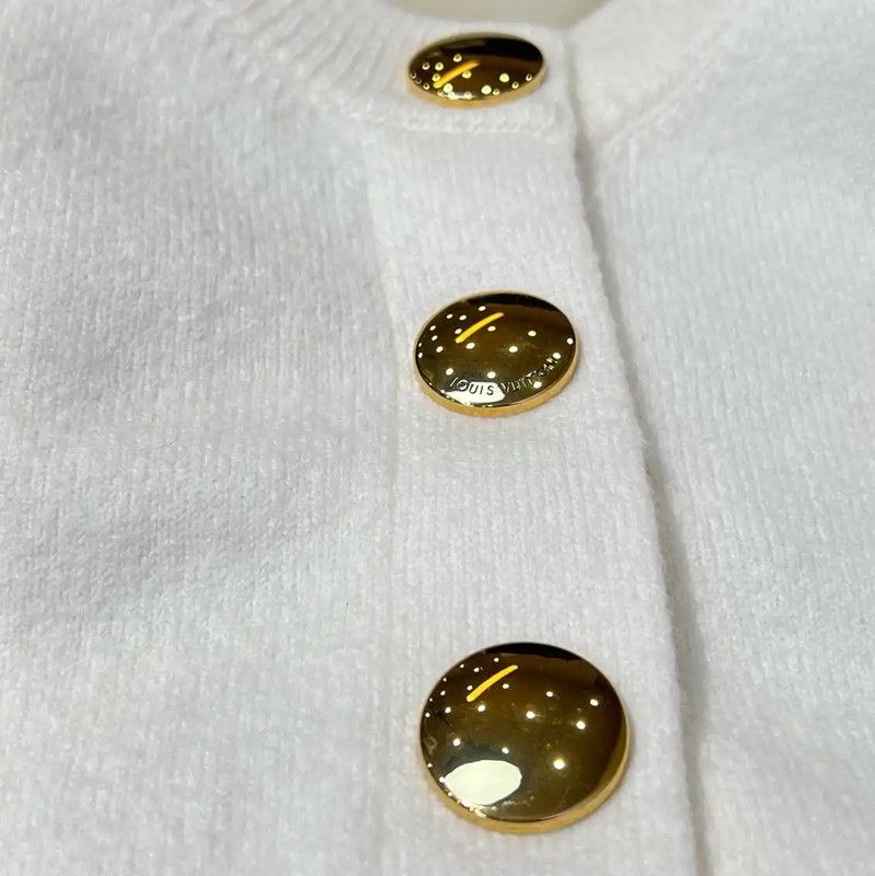 Louis Vuitton Louis Vuitton Winter Cream Cashmere Cardigan for Women 0089 Size XS / US 0-2 / IT 36-38 - 5 Thumbnail