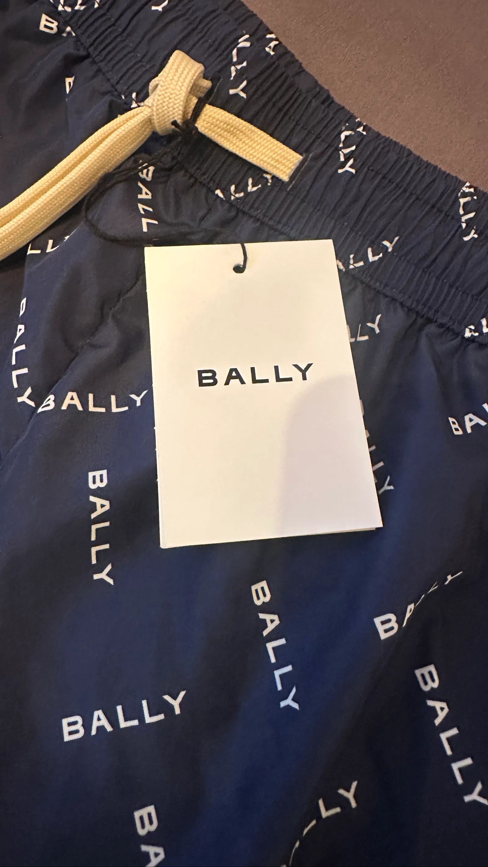 Bally Bally M4BA358F Shorts Size US 32 / EU 48 - 5 Thumbnail