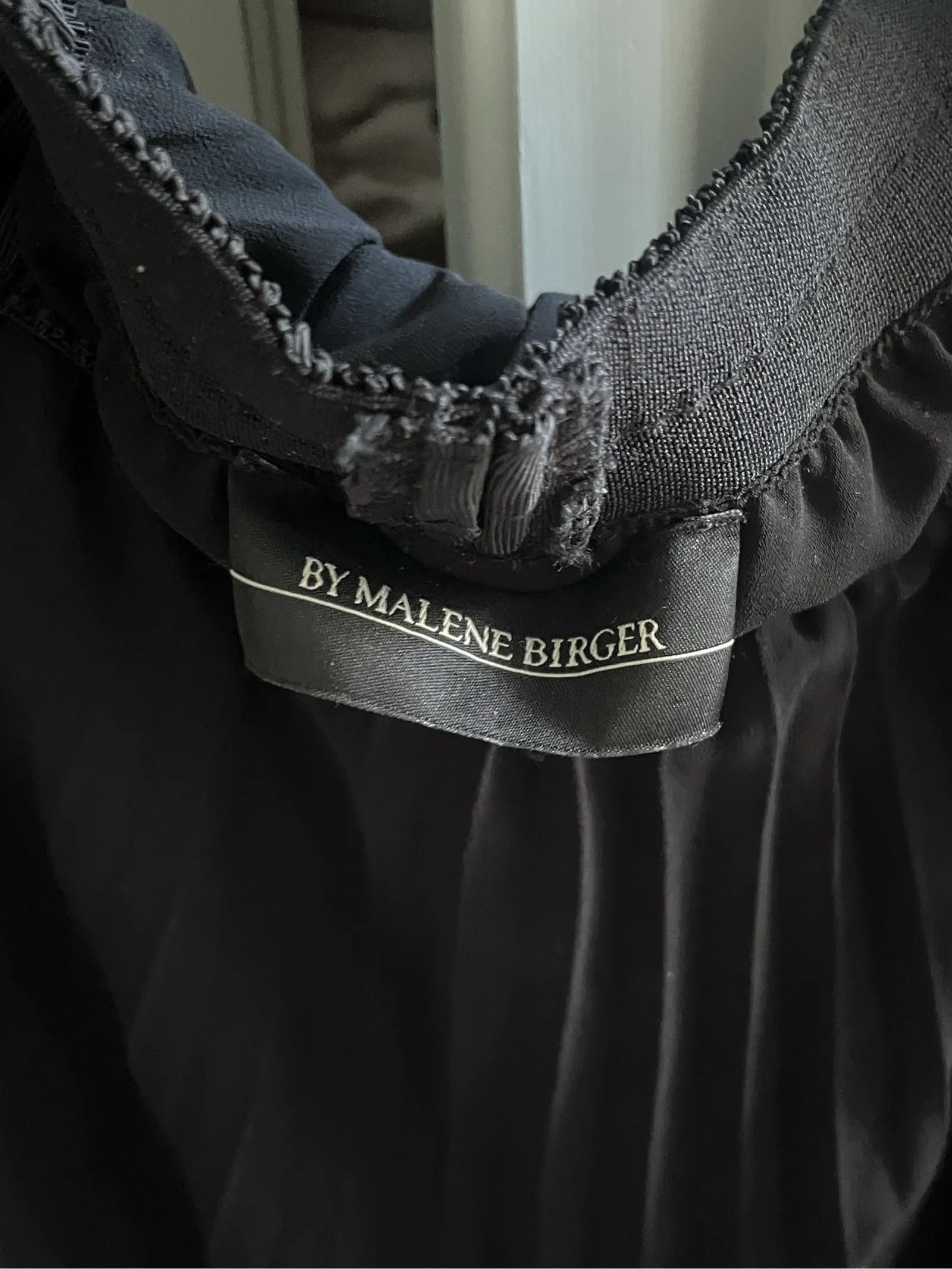 By Malene Birger By Malene Birger Vet ej Skirt Size 30" / US 8 / IT 44 - 3 Thumbnail