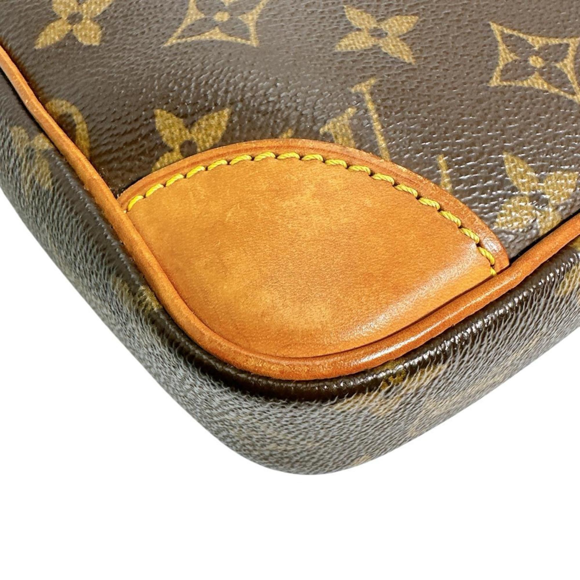 Louis Vuitton Louis Vuitton Monogram Danube Shoulder Bag in Canvas, M45266, Brown Size ONE SIZE - 8 Thumbnail