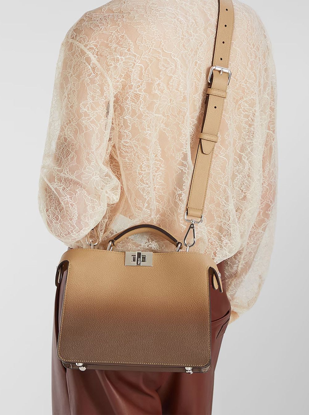 Fendi 'ISeeU Small' Beige Handbag with Removable Internal Pocket and Faded Effect in Leather Man Size ONE SIZE - 6 Thumbnail