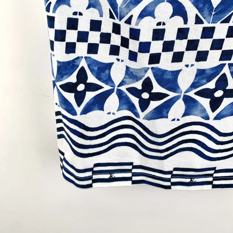 Louis Vuitton Louis Vuitton Blue Cotton Women's T-Shirt 0089 Size L / US 10 / IT 46 - 4 Thumbnail