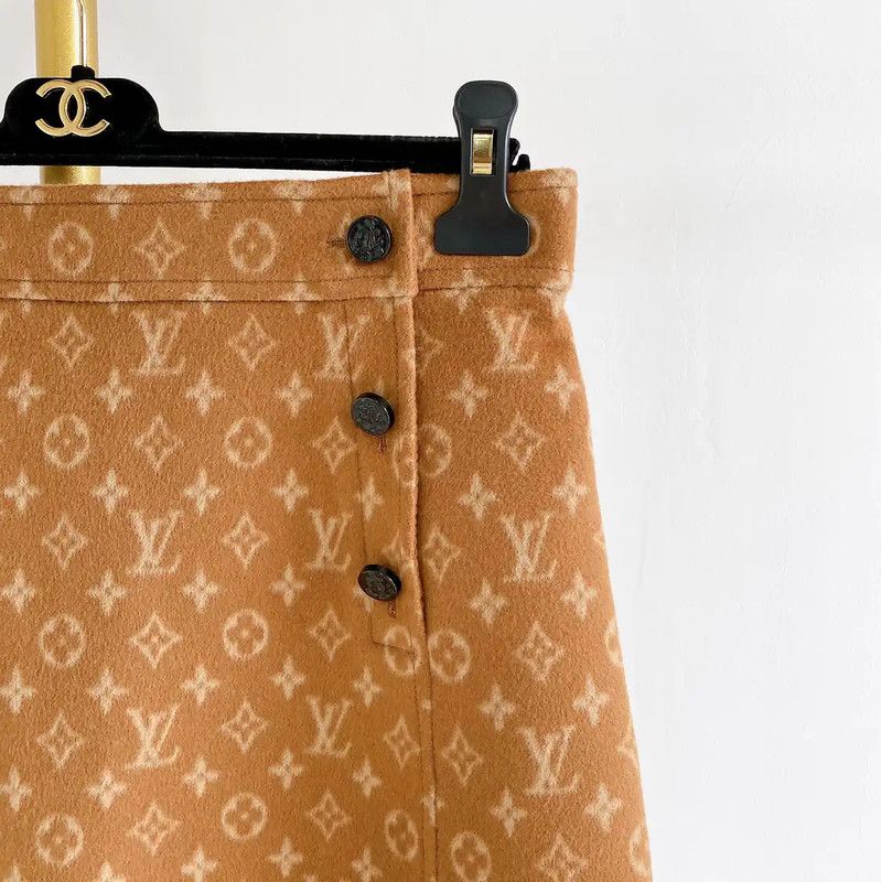 Louis Vuitton Louis Vuitton Brown Wool Logo A-Line Skirt 0089 Size 26" / US 2 / IT 38 - 4 Thumbnail