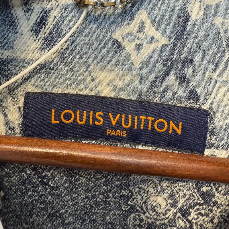 Louis Vuitton Louis Vuitton Blue Cotton Short Sleeve Shirt 0089 Size S / US 4 / IT 40 - 4 Thumbnail