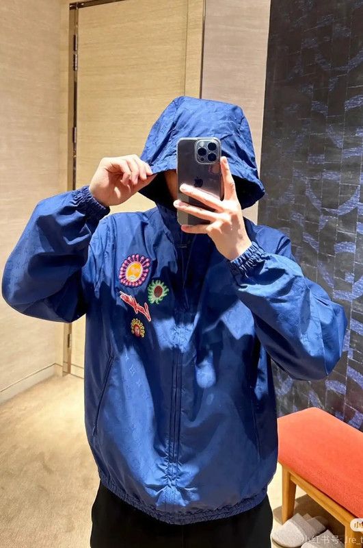Louis Vuitton Louis Vuitton Blue Nylon Men's Jacket 0089 Size M / US 6-8 / IT 42-44 - 7 Thumbnail