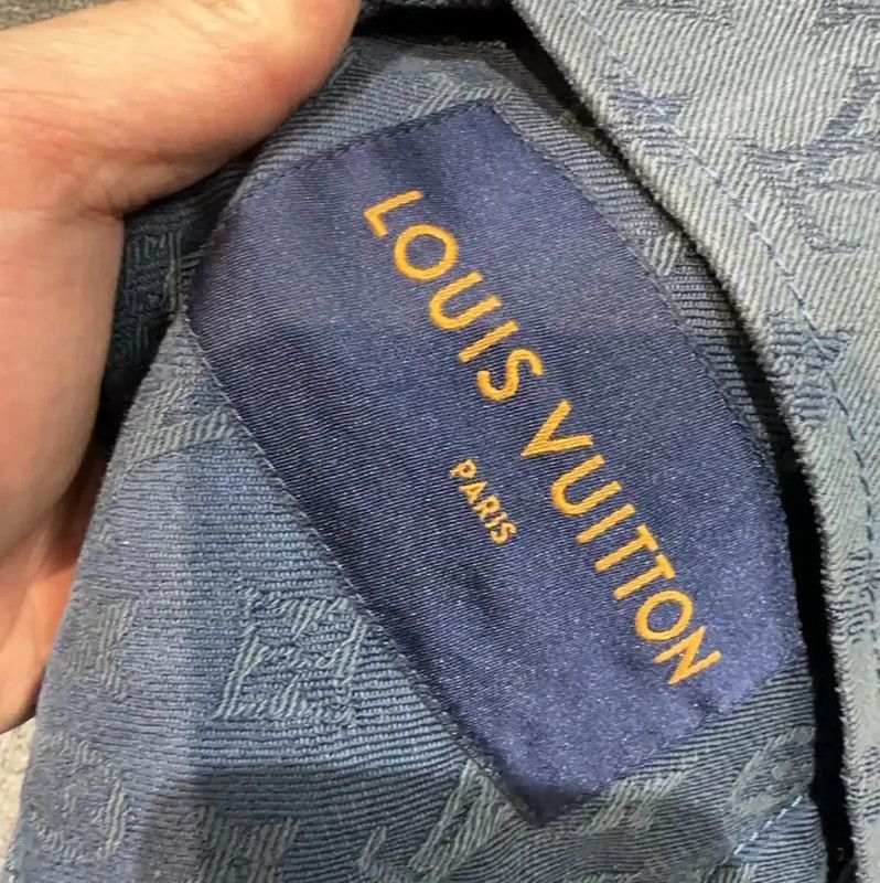 Louis Vuitton Louis Vuitton Blue Denim Jacket for Men 0089 Size ONE SIZE - 4 Thumbnail