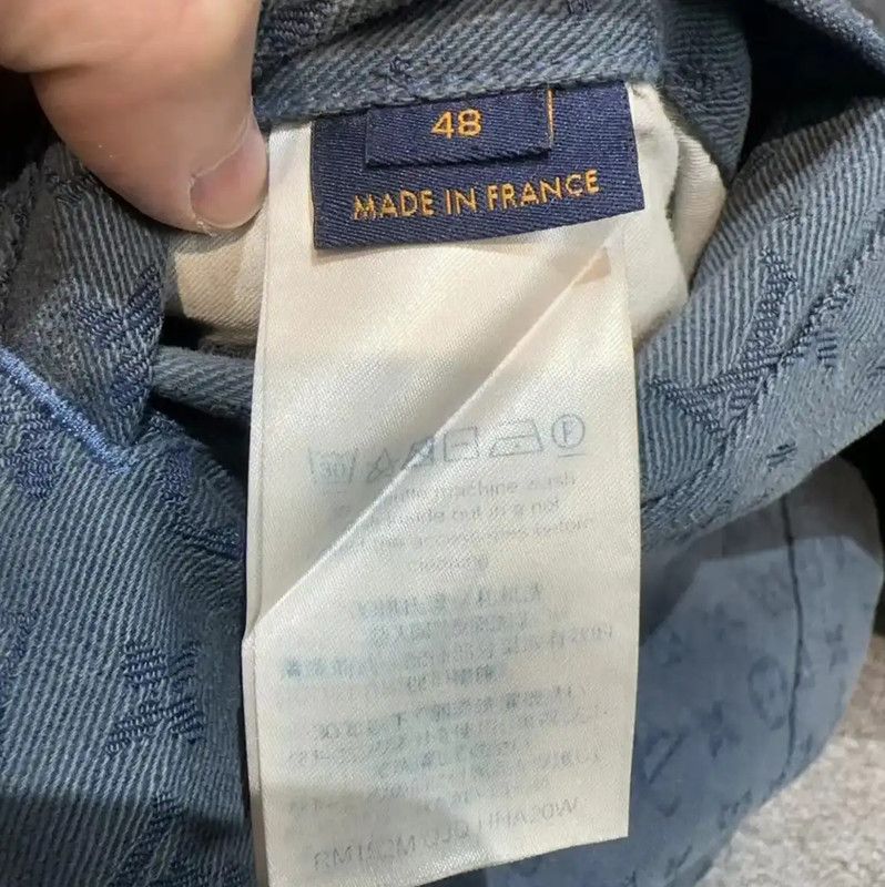 Louis Vuitton Louis Vuitton Blue Denim Jacket for Men 0089 Size ONE SIZE - 5 Thumbnail