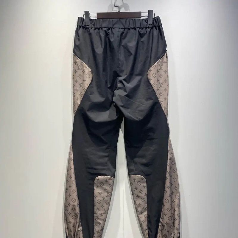 Louis Vuitton Louis Vuitton Casual Black Pants for Men 0089 Size 23" - 2 Thumbnail