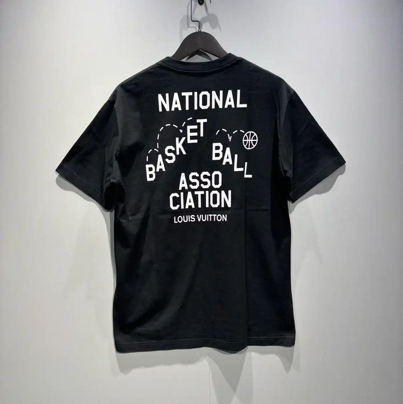 Louis Vuitton Louis Vuitton Black Cotton Men's T-shirt 0089 Size L / US 10 / IT 46 - 2 Thumbnail
