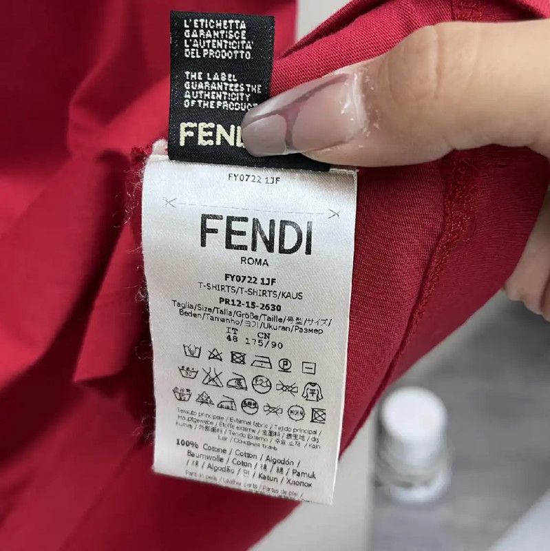 Fendi Fendi Red T-Shirt with Black Details 0089 Size US L / EU 52-54 / 3 - 5 Thumbnail