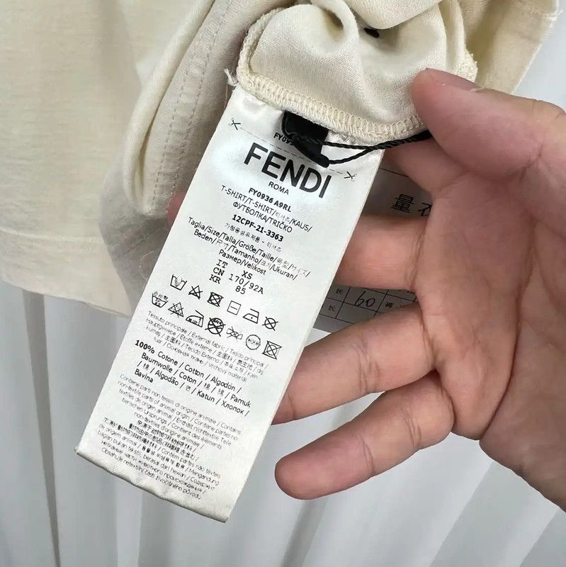 Fendi Fendi Summer Cream Cotton Embroidered Logo T-Shirt 0089 Size US XS / EU 42 / 0 - 6 Thumbnail