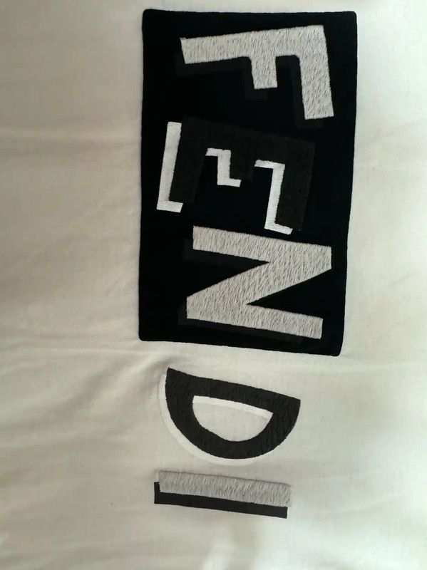 Fendi Fendi Men's White Cotton Logo T-Shirt 0089 Size US M / EU 48-50 / 2 - 3 Thumbnail