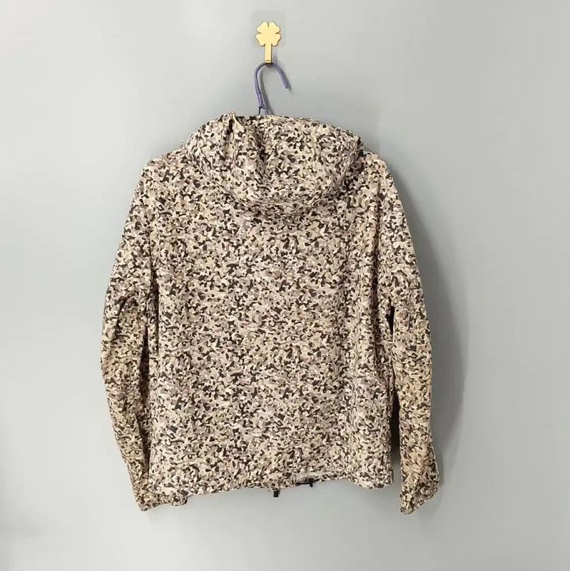 Fendi Fendi Beige Men's Jacket with Unique Design 0089 Size US XS / EU 42 / 0 - 2 Thumbnail