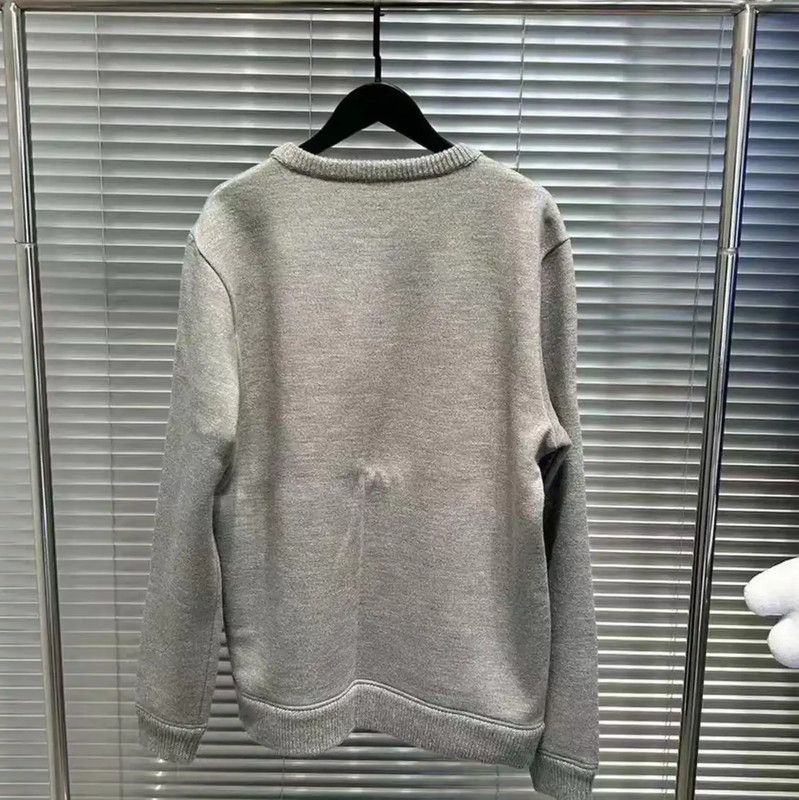 Fendi Fendi Men's XL Gray Long Sleeve Sweatshirt 0089 Size US XL / EU 56 / 4 - 2 Thumbnail