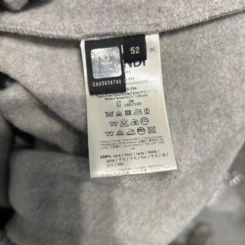 Fendi Fendi Men's XL Gray Long Sleeve Sweatshirt 0089 Size US XL / EU 56 / 4 - 4 Thumbnail