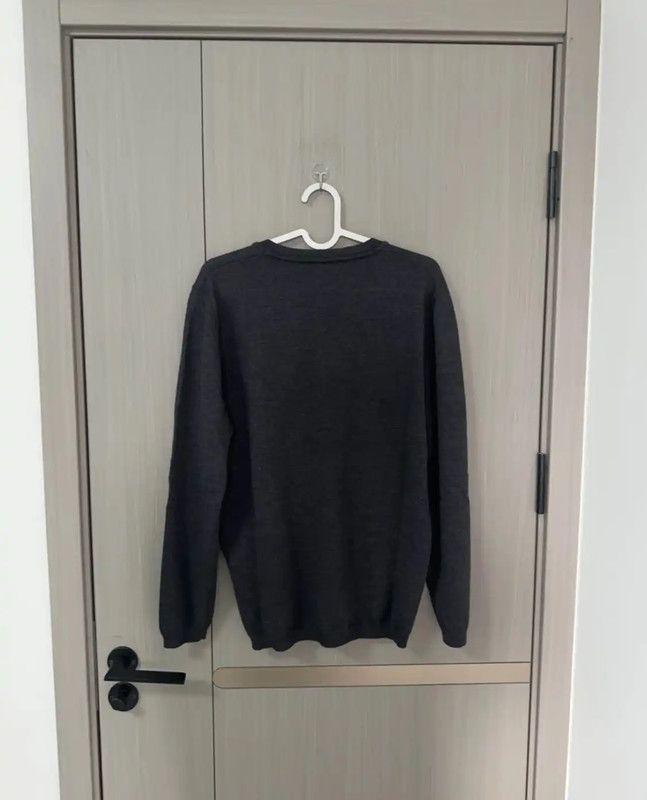 Fendi Fendi Men's Gray Cashmere Sweater with Unique Design 0089 Size US M / EU 48-50 / 2 - 2 Thumbnail