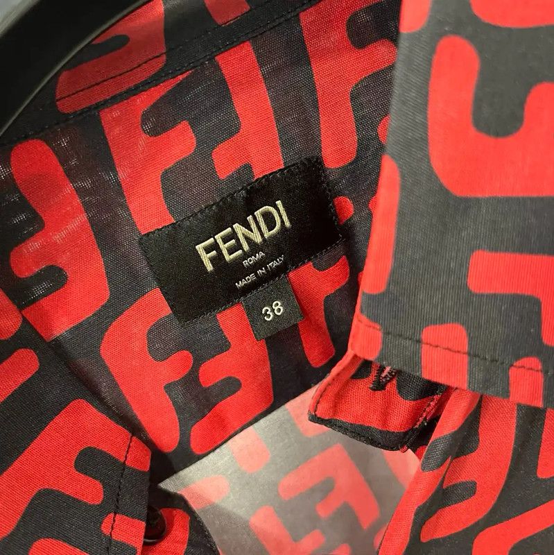 Fendi Fendi Summer Red Logo Short-Sleeve T-Shirt 0089 Size US XS / EU 42 / 0 - 3 Thumbnail