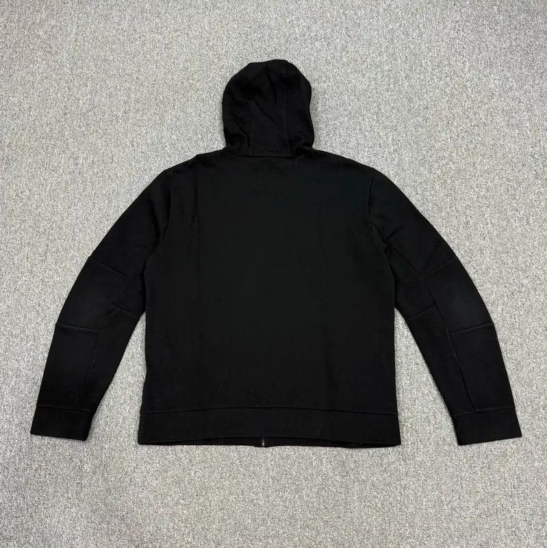 Fendi Fendi Black Polyester Men's Hoodie in XL 0089 Size US XL / EU 56 / 4 - 2 Thumbnail
